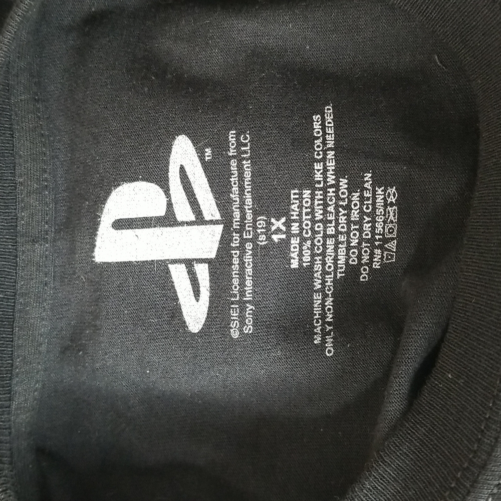PLAYSTATION JAPAN 1994 WOMENS LS CROPPED TSHIRT IN BLACK SIZE 1X - Picture 4 of 8